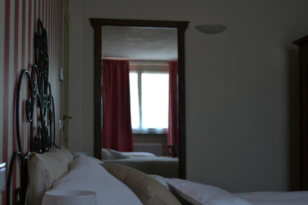 Agriturismo Costa Dei Platani Acqui Terme Kamer foto