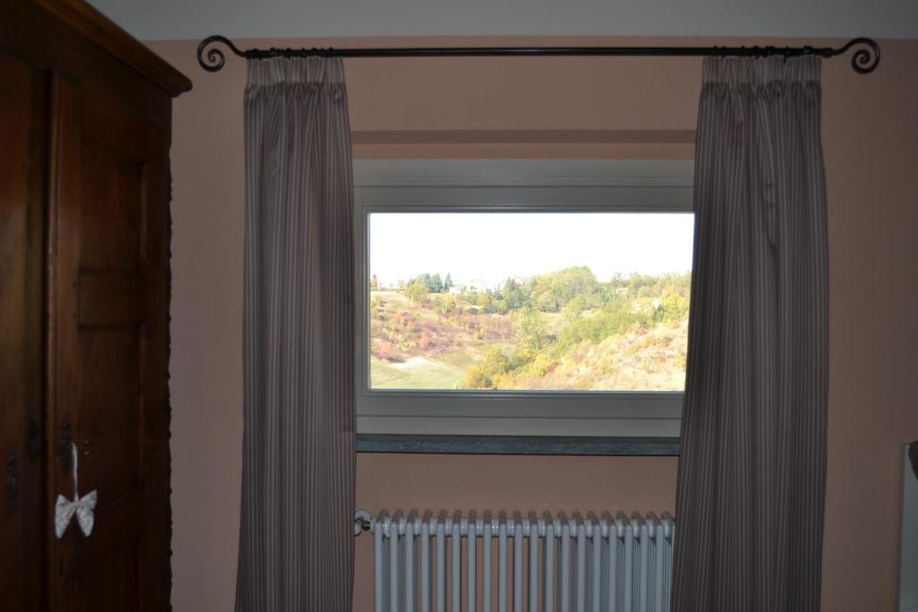 Agriturismo Costa Dei Platani Acqui Terme Kamer foto