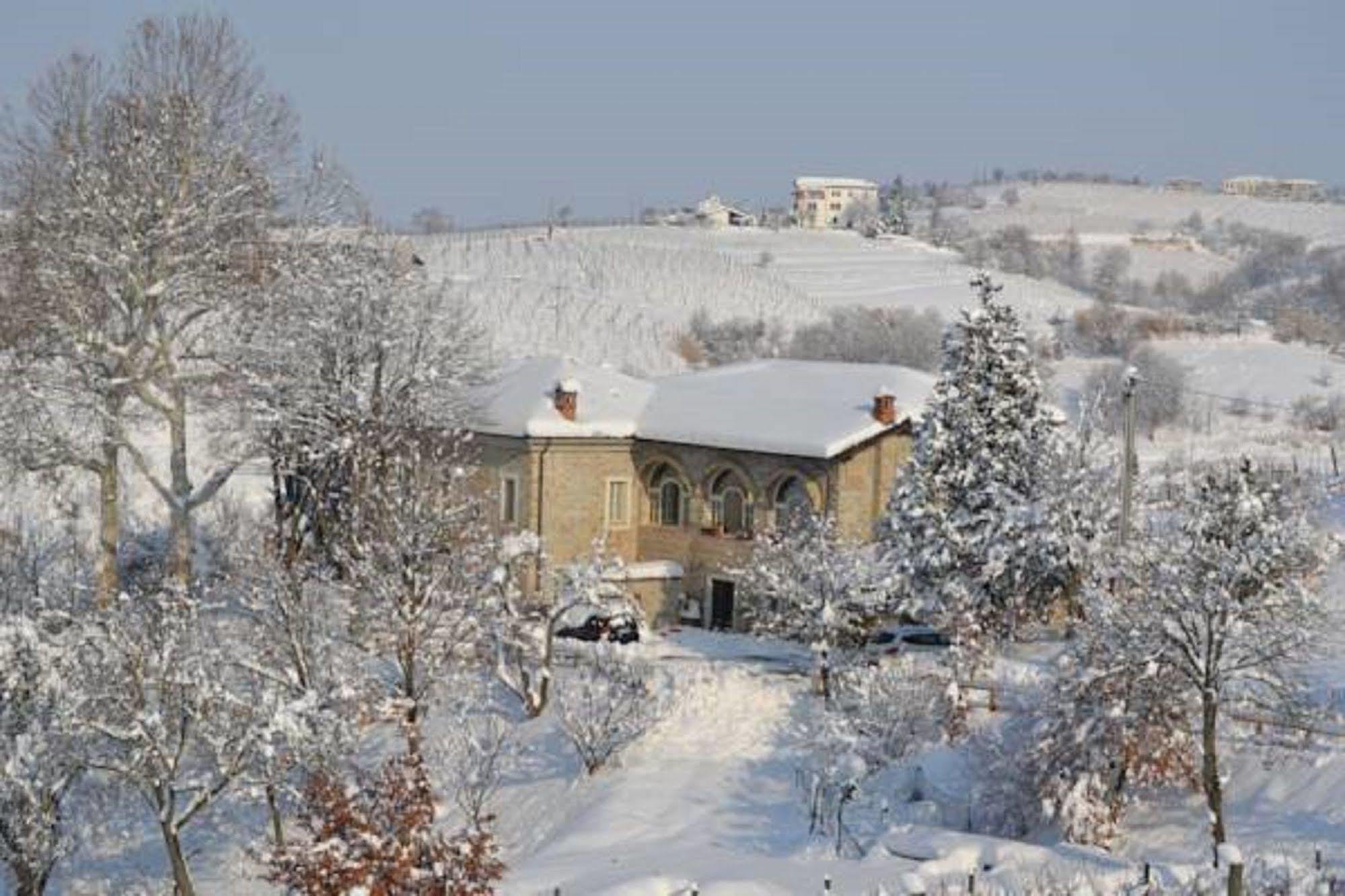 Agriturismo Costa Dei Platani Acqui Terme Buitenkant foto