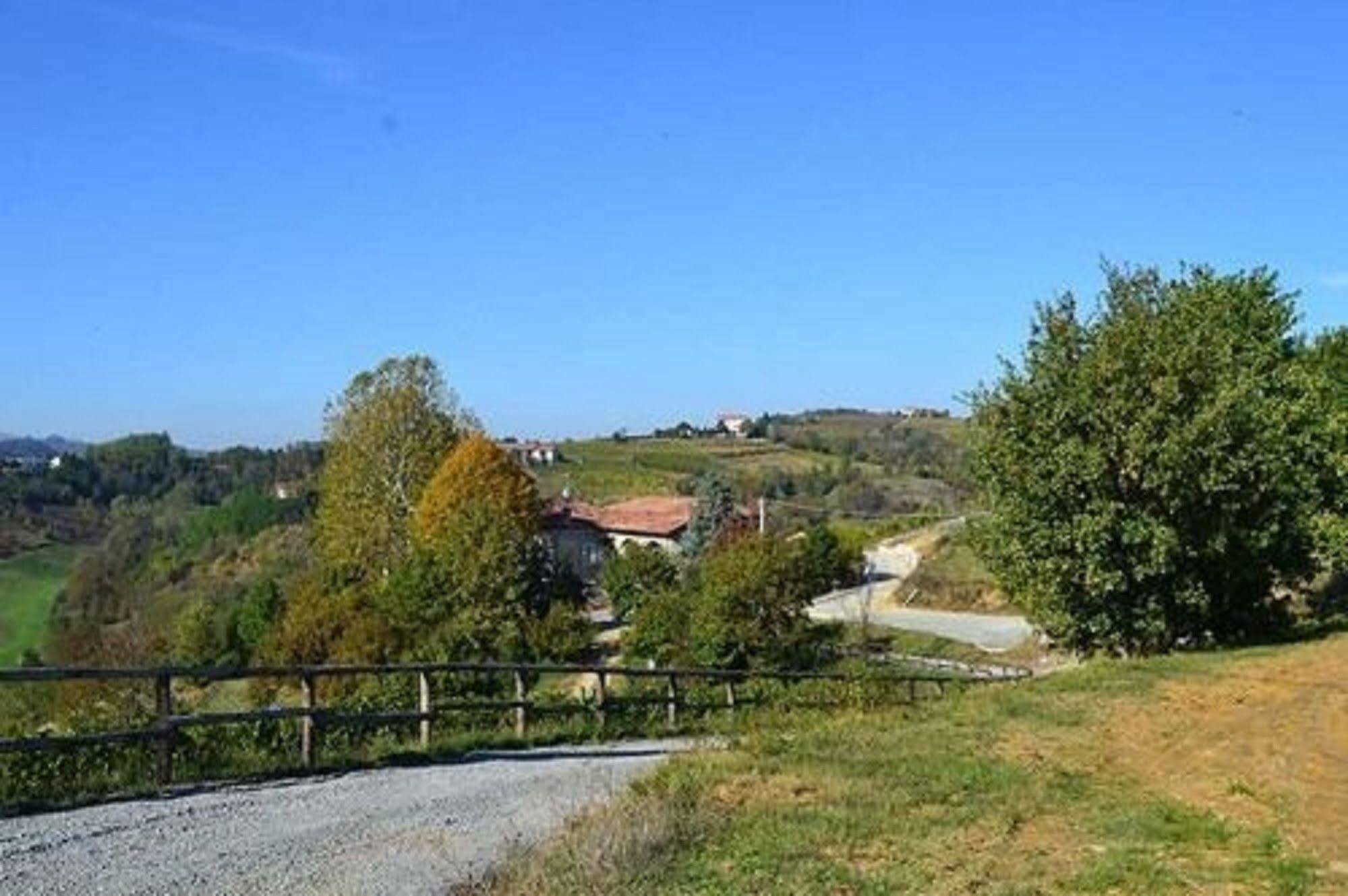 Agriturismo Costa Dei Platani Acqui Terme Buitenkant foto
