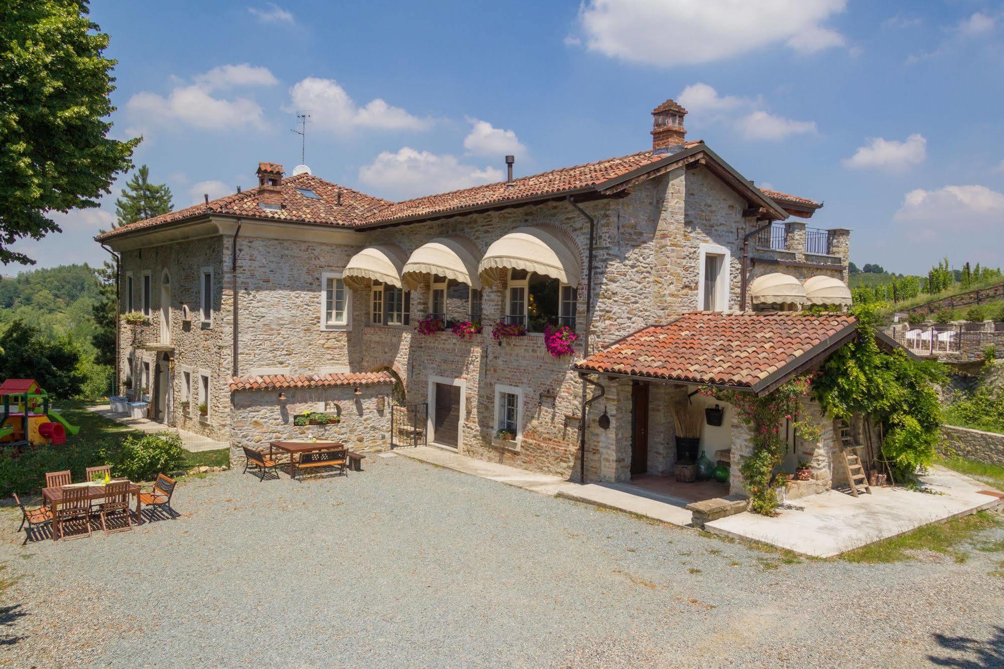 Agriturismo Costa Dei Platani Acqui Terme Buitenkant foto