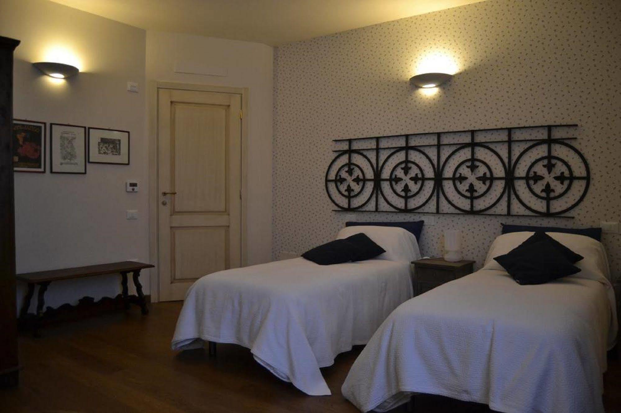 Agriturismo Costa Dei Platani Acqui Terme Buitenkant foto